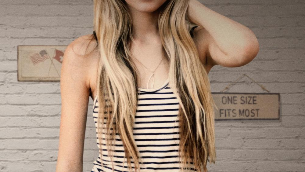 Brandy - Mặt Tối Của Thời Trang Nhanh