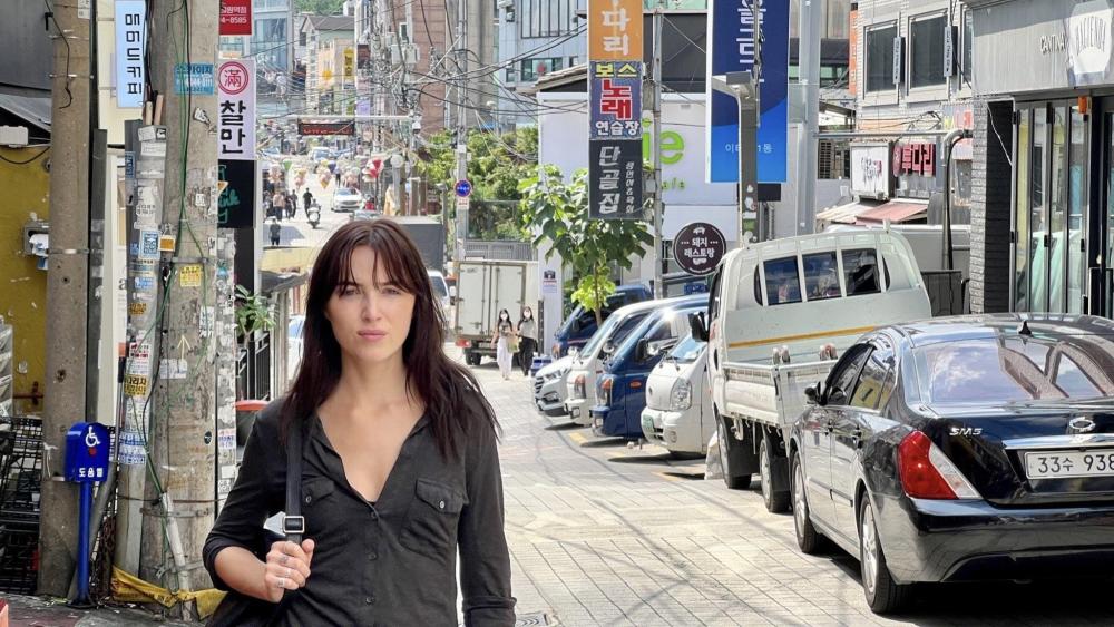 Điệp Viên Kế Cận